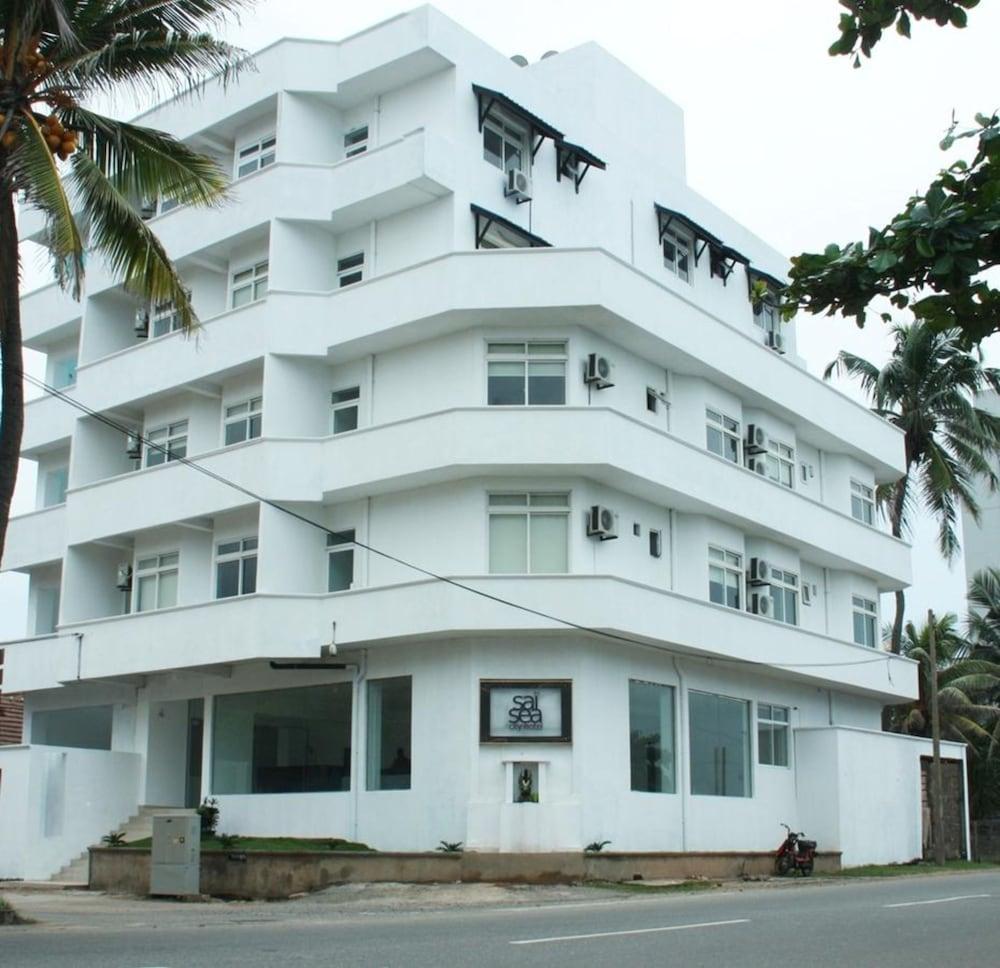 Sai Sea City Hotel Colombo Extérieur photo