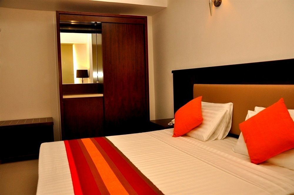 Sai Sea City Hotel Colombo Extérieur photo
